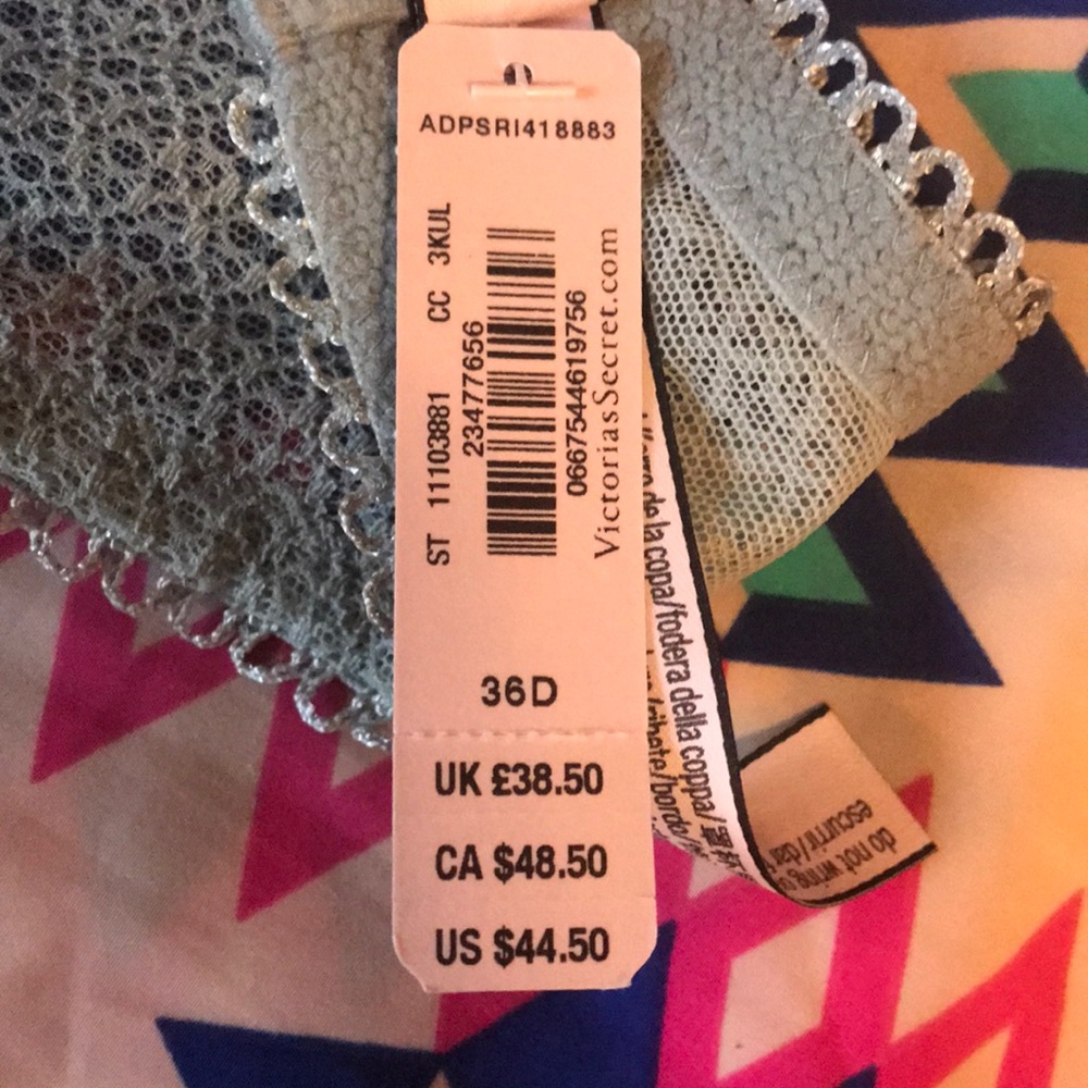 NWT Victoria’s Secret Halter bralette